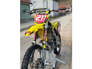 Suzuki rmz 250