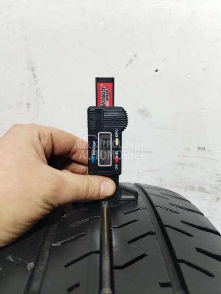 Falken 215/60 R17 Letnja