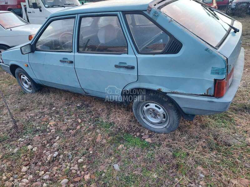 Lada Samara -  kompletan auto u delovima