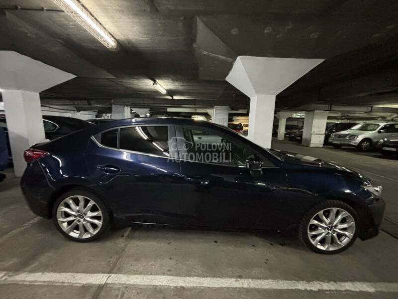 Mazda 3 2.2