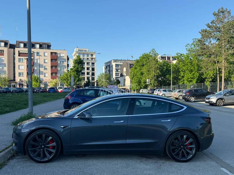 Tesla Model 3 4x4 Performance LONG
