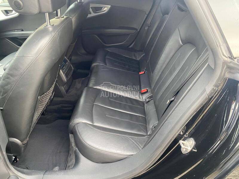 Audi A7 S7