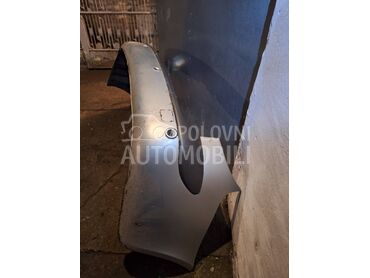 Branik zadnji Laguna 2 karavan za Renault Laguna od 2001. do 2007. god.