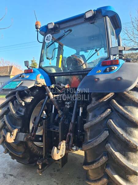 New Holland TM 175