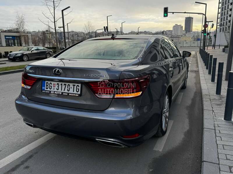 Lexus LS 600h L 