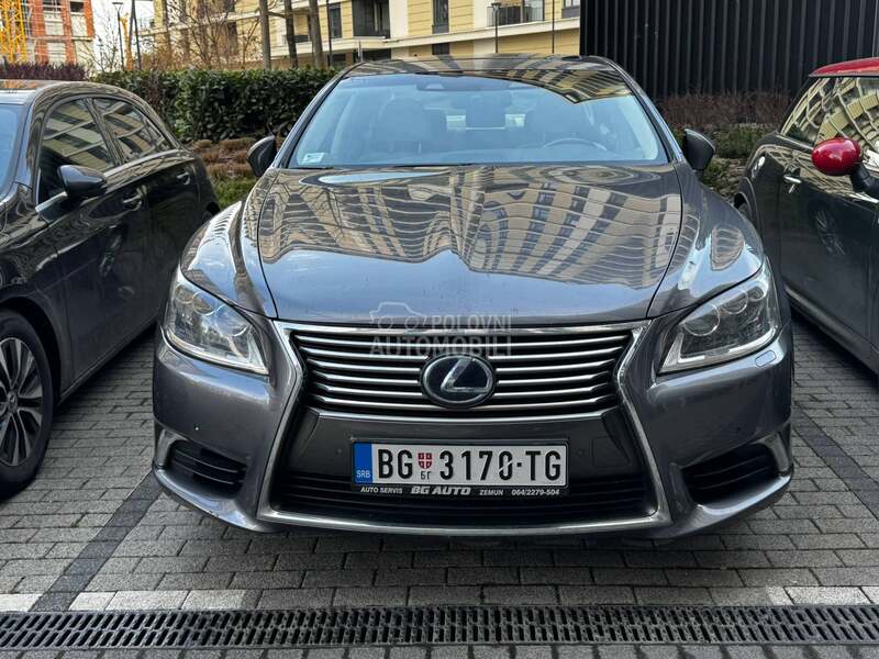 Lexus LS 600h L 