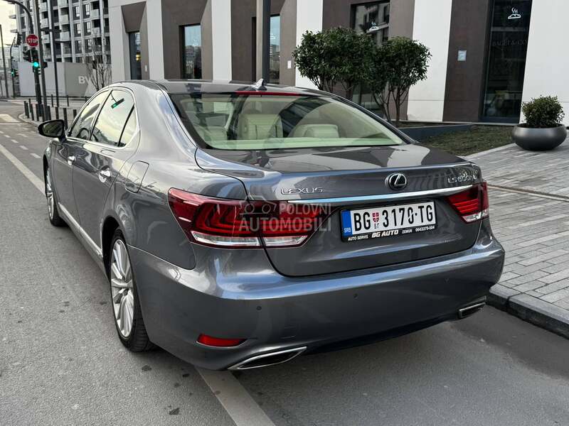 Lexus LS 600h L 