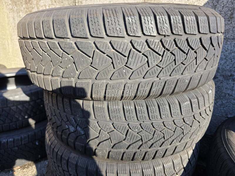 Uniroyal 185/65 R15 Zimska