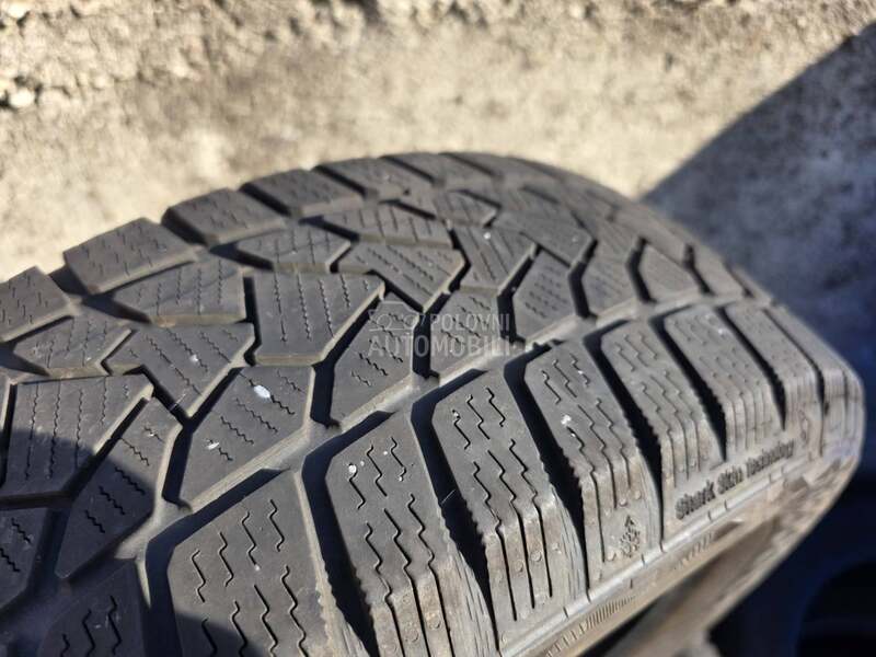 Uniroyal 185/65 R15 Zimska