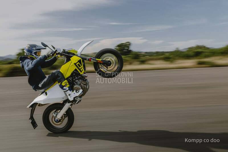 Husqvarna 701 Supermoto