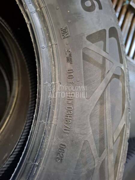 Continental 215/65 R17 Letnja