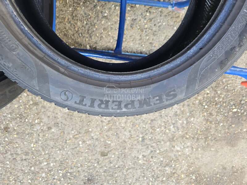 Semperit 225/50 R17 Zimska