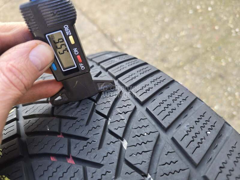 Semperit 225/50 R17 Zimska