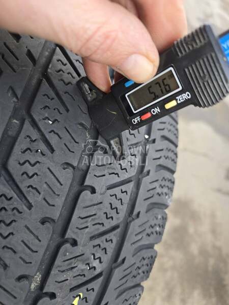 Semperit 225/65 R16 Zimska