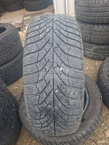 Kumho 185/55 R15 Zimska