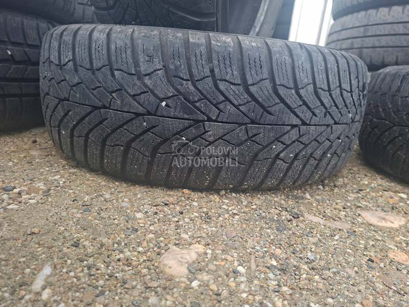 Kumho 185/55 R15 Zimska