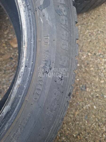 Kumho 185/55 R15 Zimska