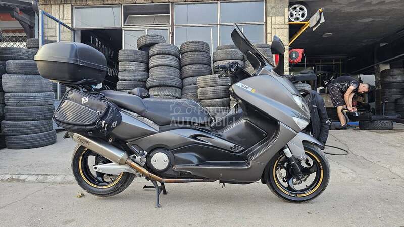 Yamaha Tmax