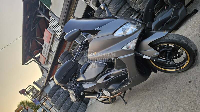 Yamaha Tmax