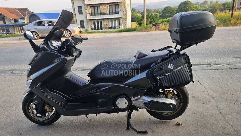 Yamaha Tmax