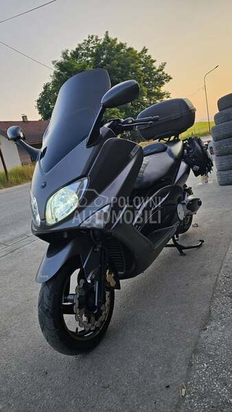 Yamaha Tmax