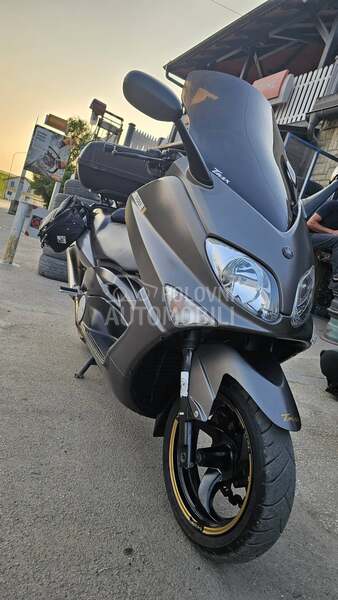 Yamaha Tmax