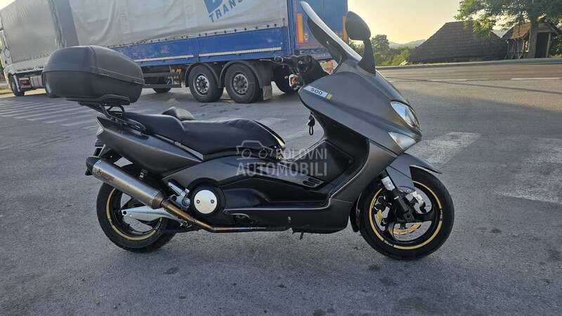 Yamaha Tmax