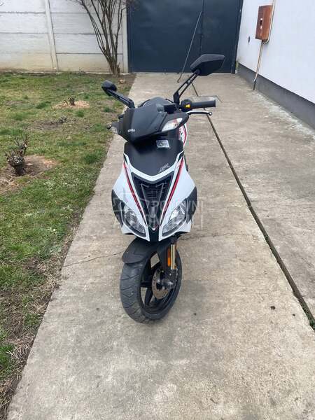 Aprilia sr 50