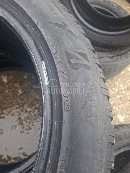 Bridgestone 285/45 R20 Zimska