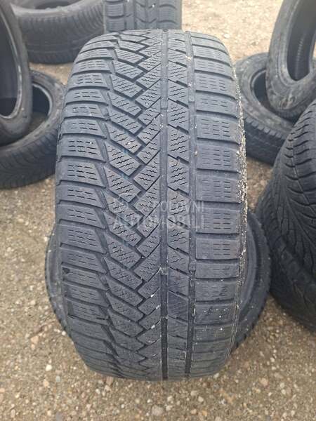 Continental 235/45 R18 Zimska