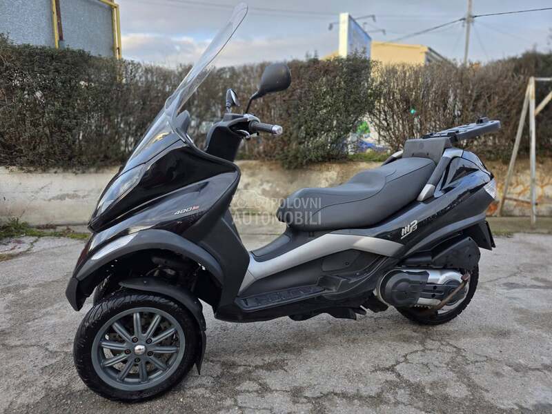 Piaggio MP3