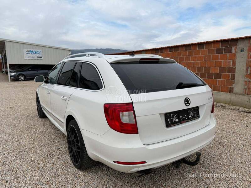 Škoda Superb 