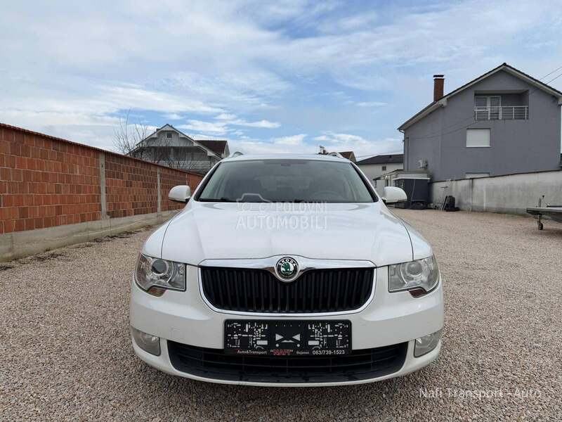 Škoda Superb 