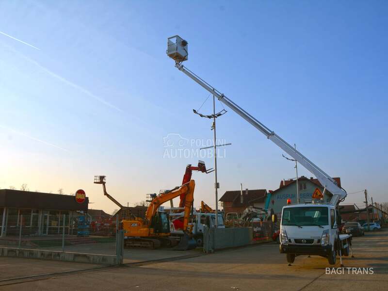 Nissan MULTITEL ALU 160