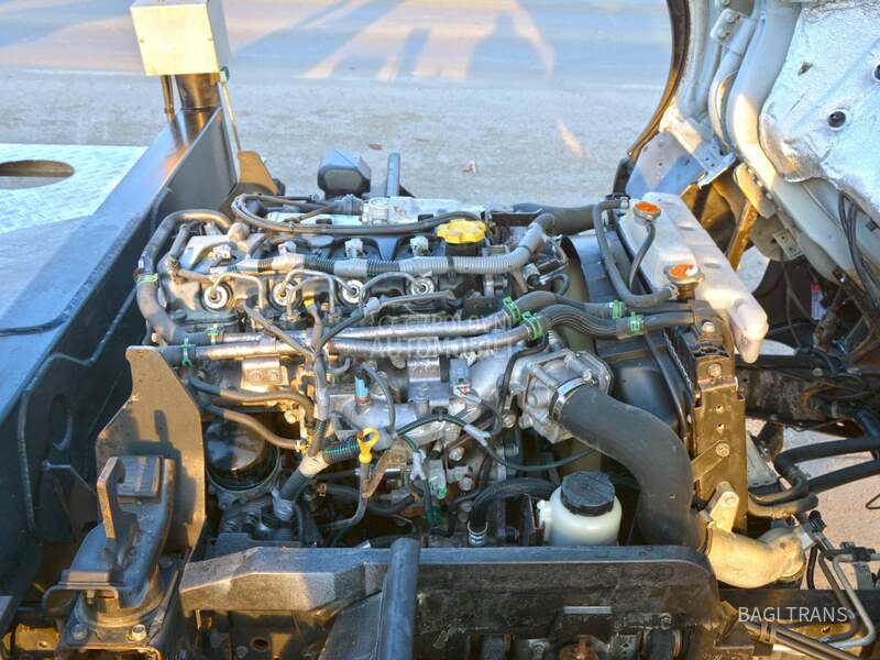 Nissan MULTITEL ALU 160