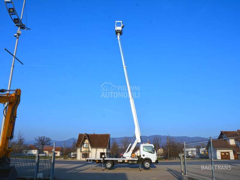 Nissan MULTITEL ALU 160