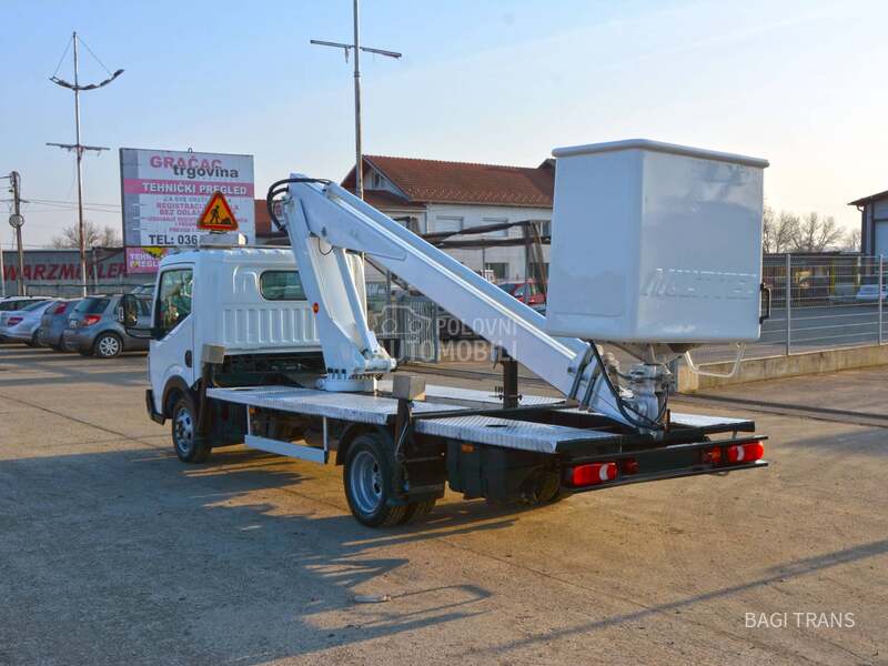 Nissan MULTITEL ALU 160