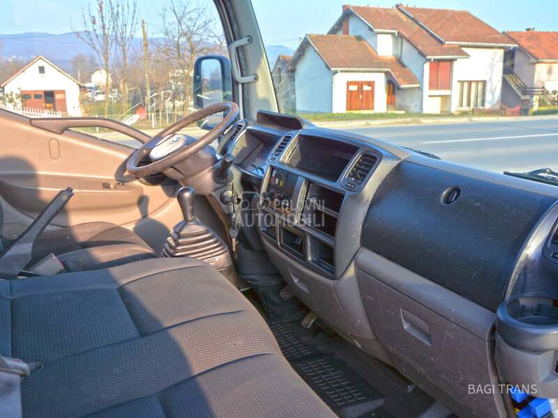 Nissan MULTITEL ALU 160