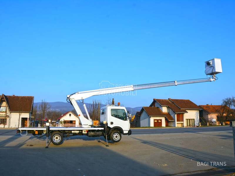 Nissan MULTITEL ALU 160