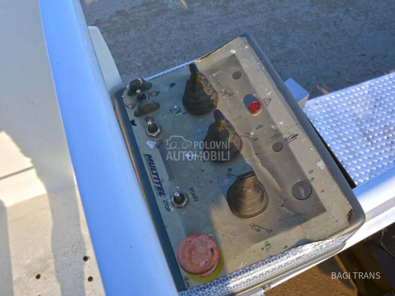 Nissan MULTITEL ALU 160