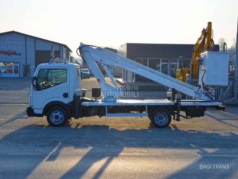 Nissan MULTITEL ALU 160