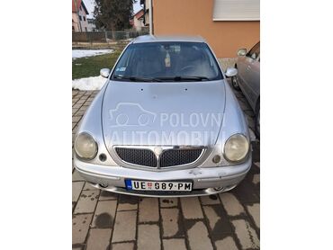 Lancia Lybra 