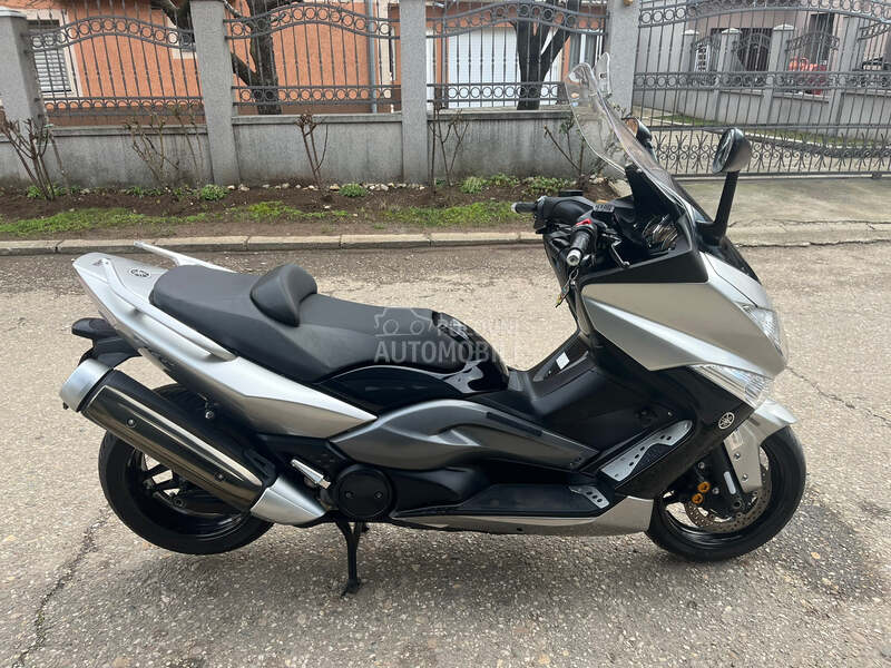 Yamaha T max 500