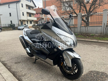 Yamaha T max 500