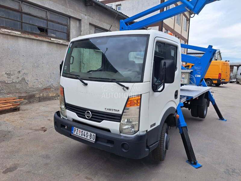 Nissan Cabstar