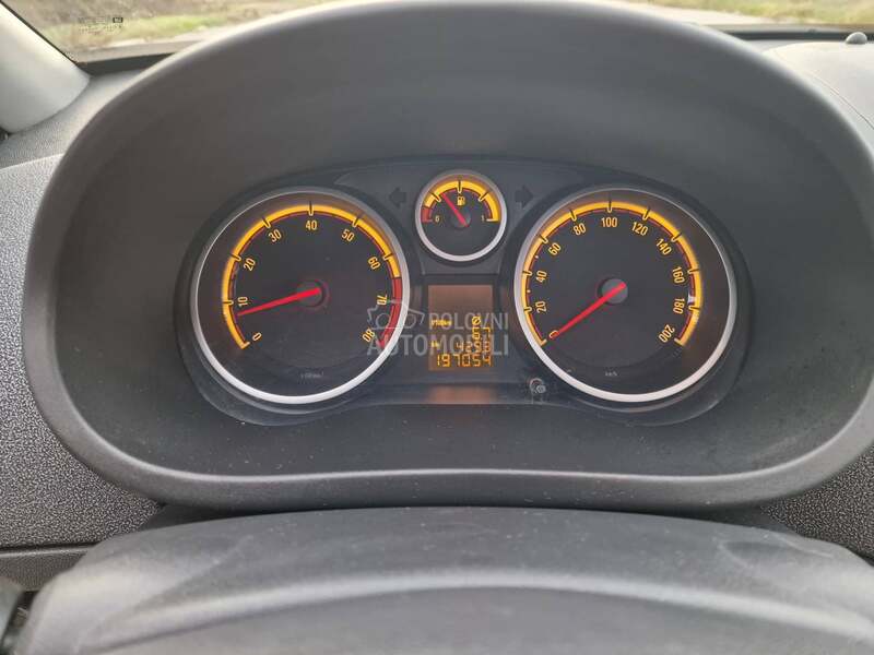 Opel Corsa D 1.4