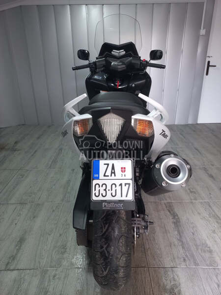 Yamaha T max