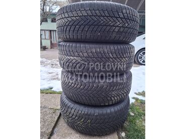 Bridgestone 255/55 R19 Zimska