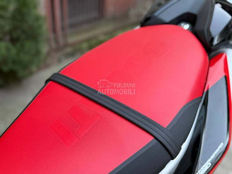 Ducati Hypermotard 950 RVE