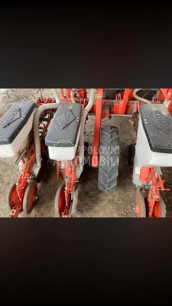 Kuhn planter 2